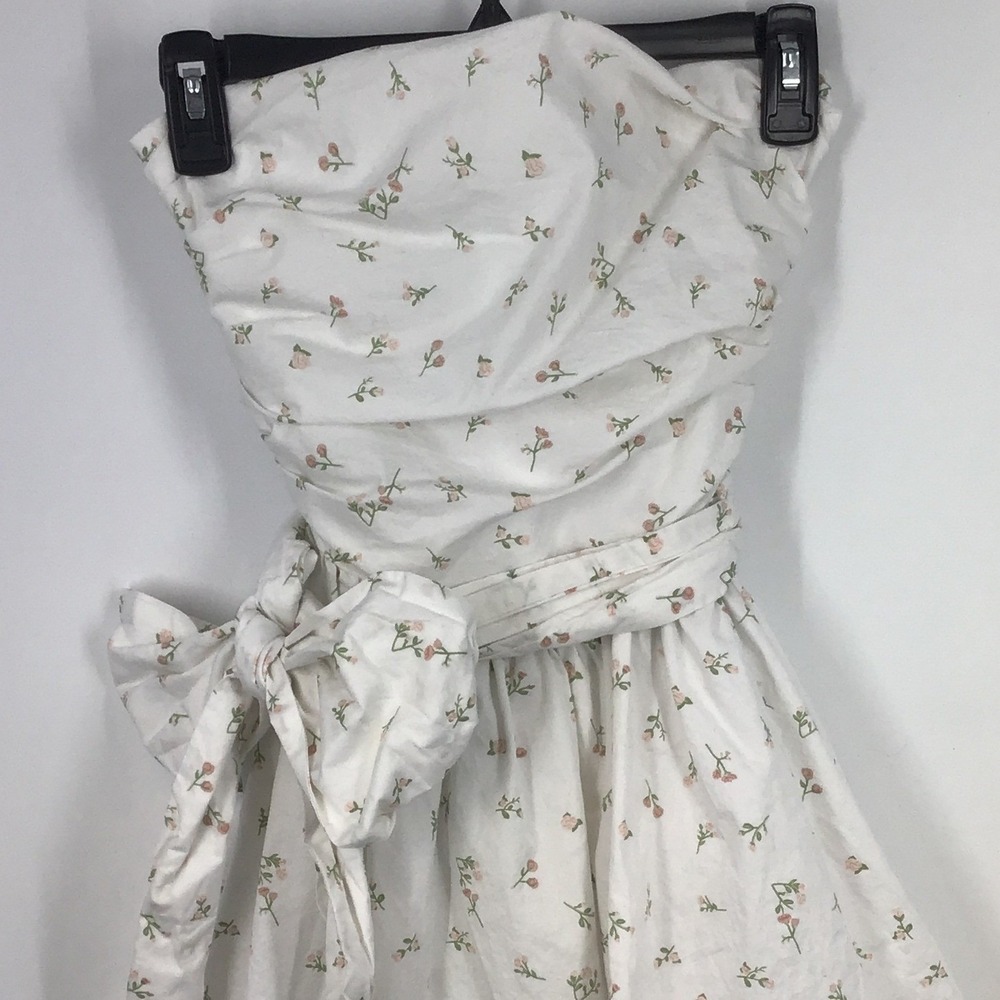 Strapless Ruched Fit & Flare Dress‎ White Rosebud Floral Bow Sash Coquette S